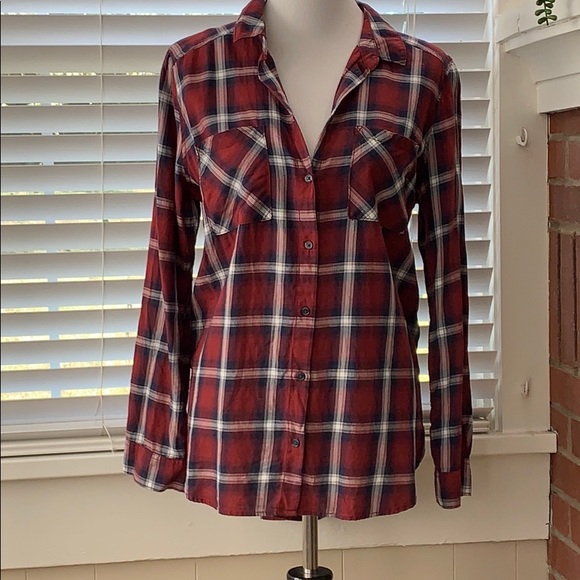 H&M plaid button down - Picture 2 of 5